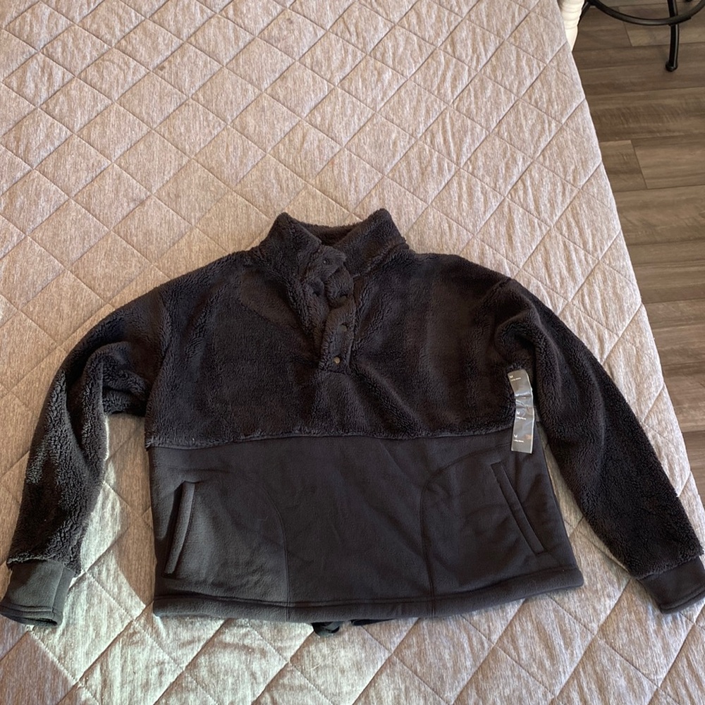 NWT fleece jacket•